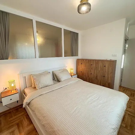 Marasca Apartment *